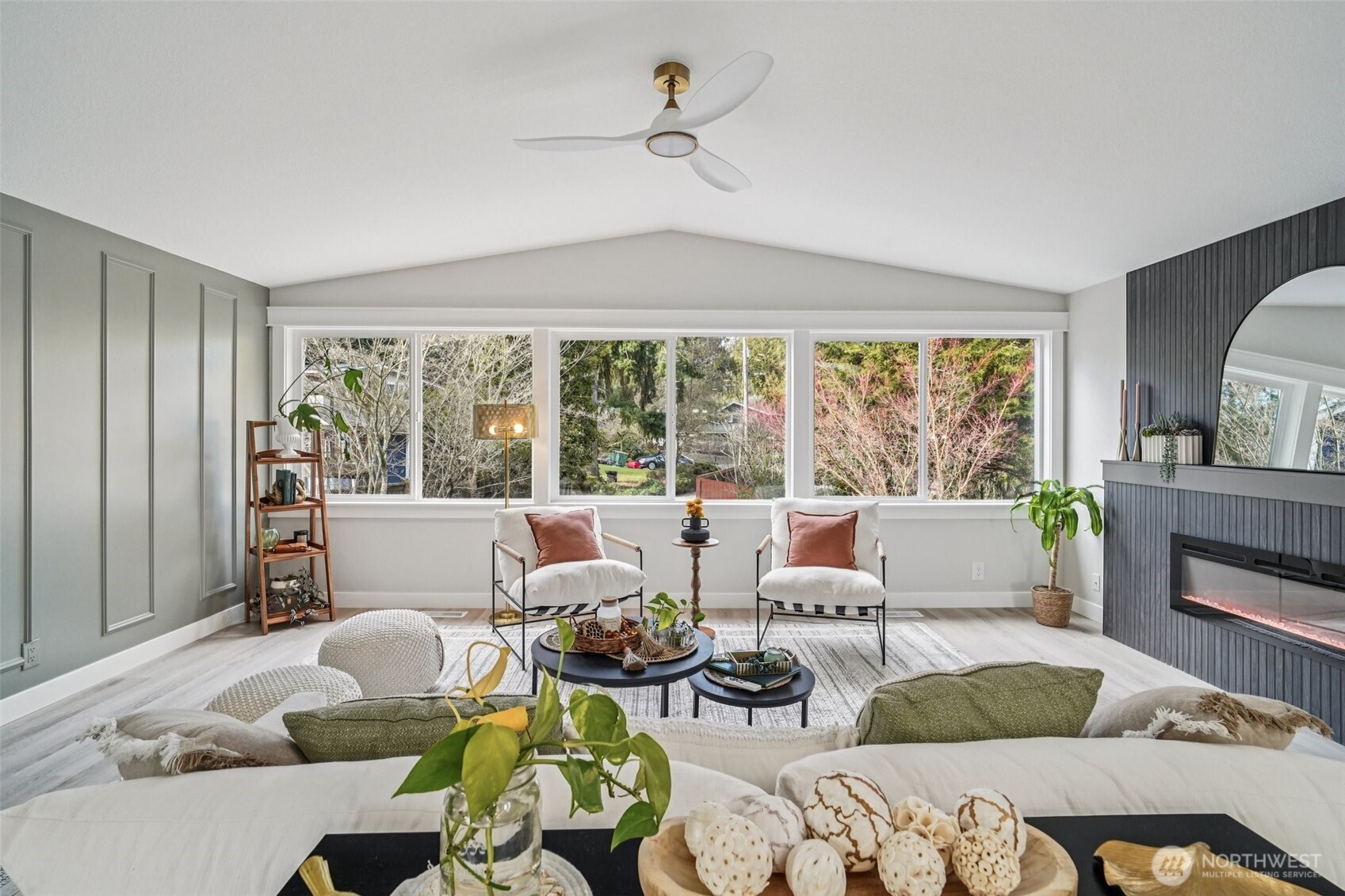 21620 84th Place W, Edmonds, WA 98026