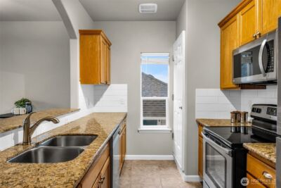 2420 Grand Avenue #301, Everett, WA 98201 - Photo 12