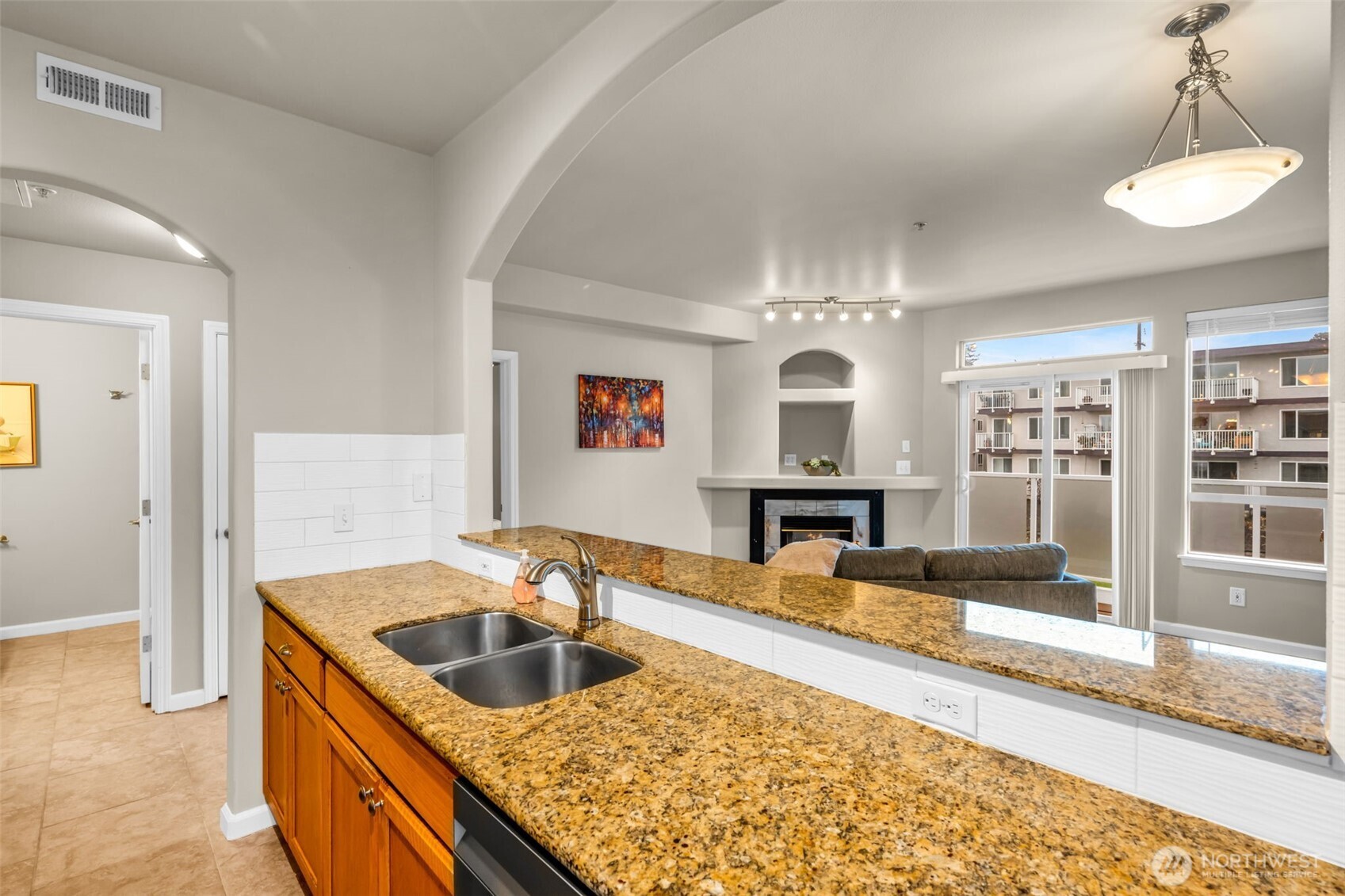 2420 Grand Avenue #301, Everett, WA 98201