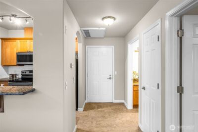 2420 Grand Avenue #301, Everett, WA 98201 - Photo 27