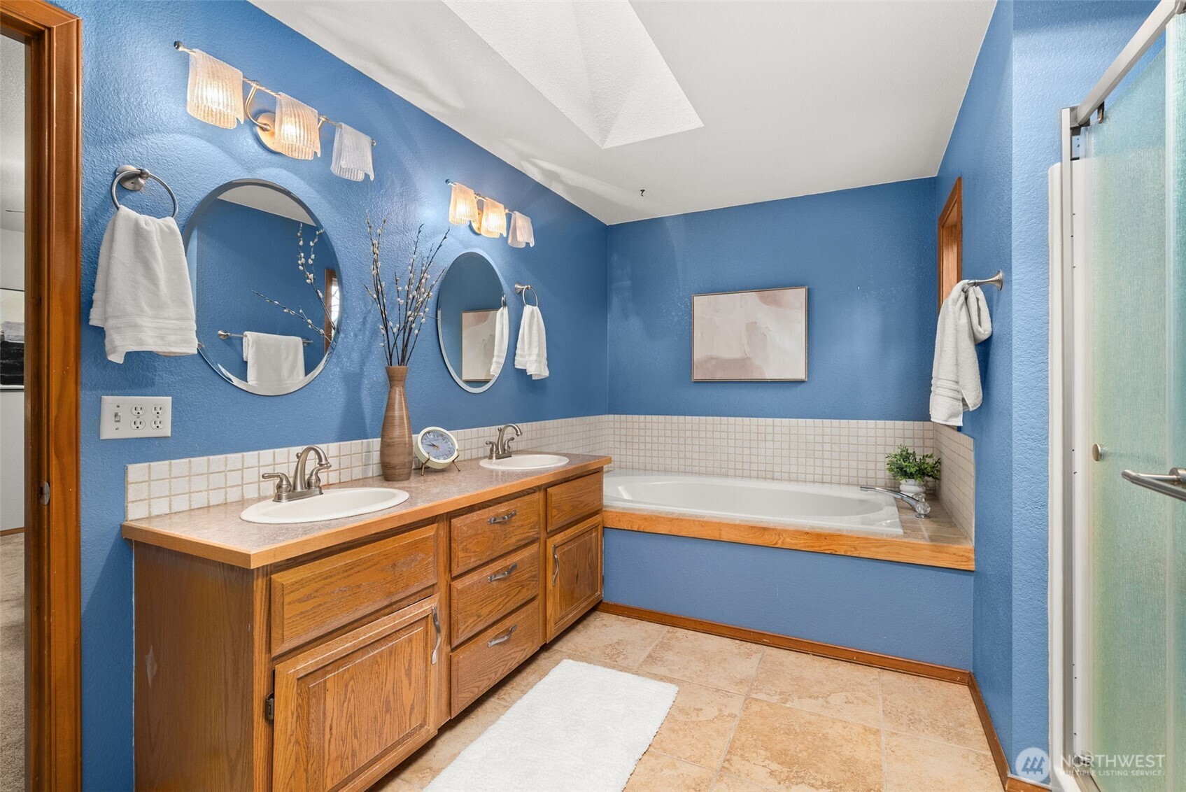 710 Z Street Se , Tumwater, WA 98501