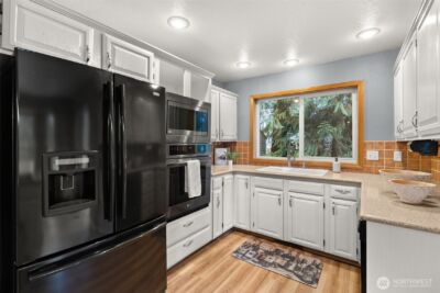 710 Z Street Se , Tumwater, WA 98501 - Photo 8