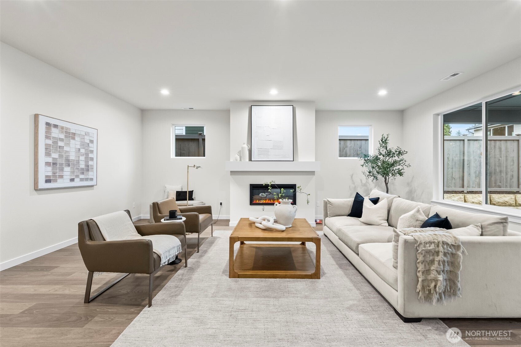 1595 Lockridge Loop E, Enumclaw, WA 98022