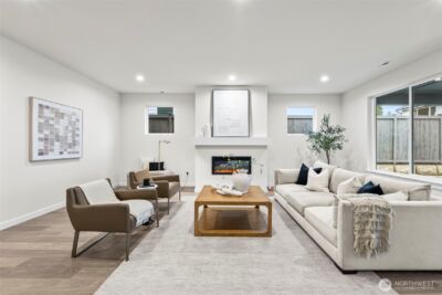 1595 Lockridge Loop E, Enumclaw, WA 98022 - Photo 16