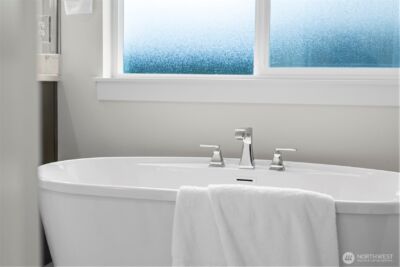 1595 Lockridge Loop E, Enumclaw, WA 98022 - Photo 26