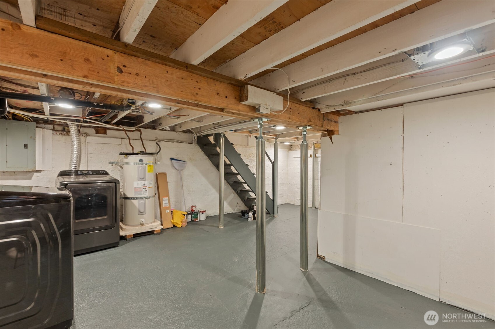 3915 SW Hinds Street , Seattle, WA 98116