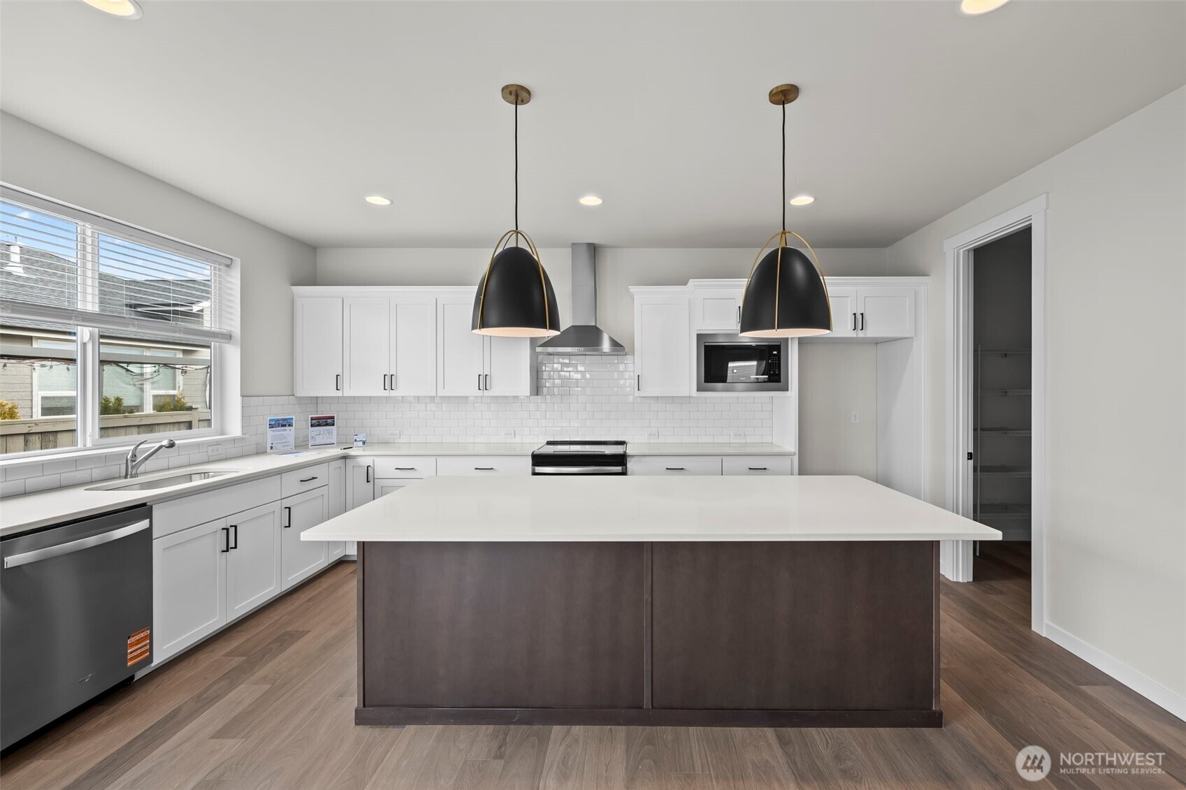 3183 Roosevelt Avenue , Enumclaw, WA 98022