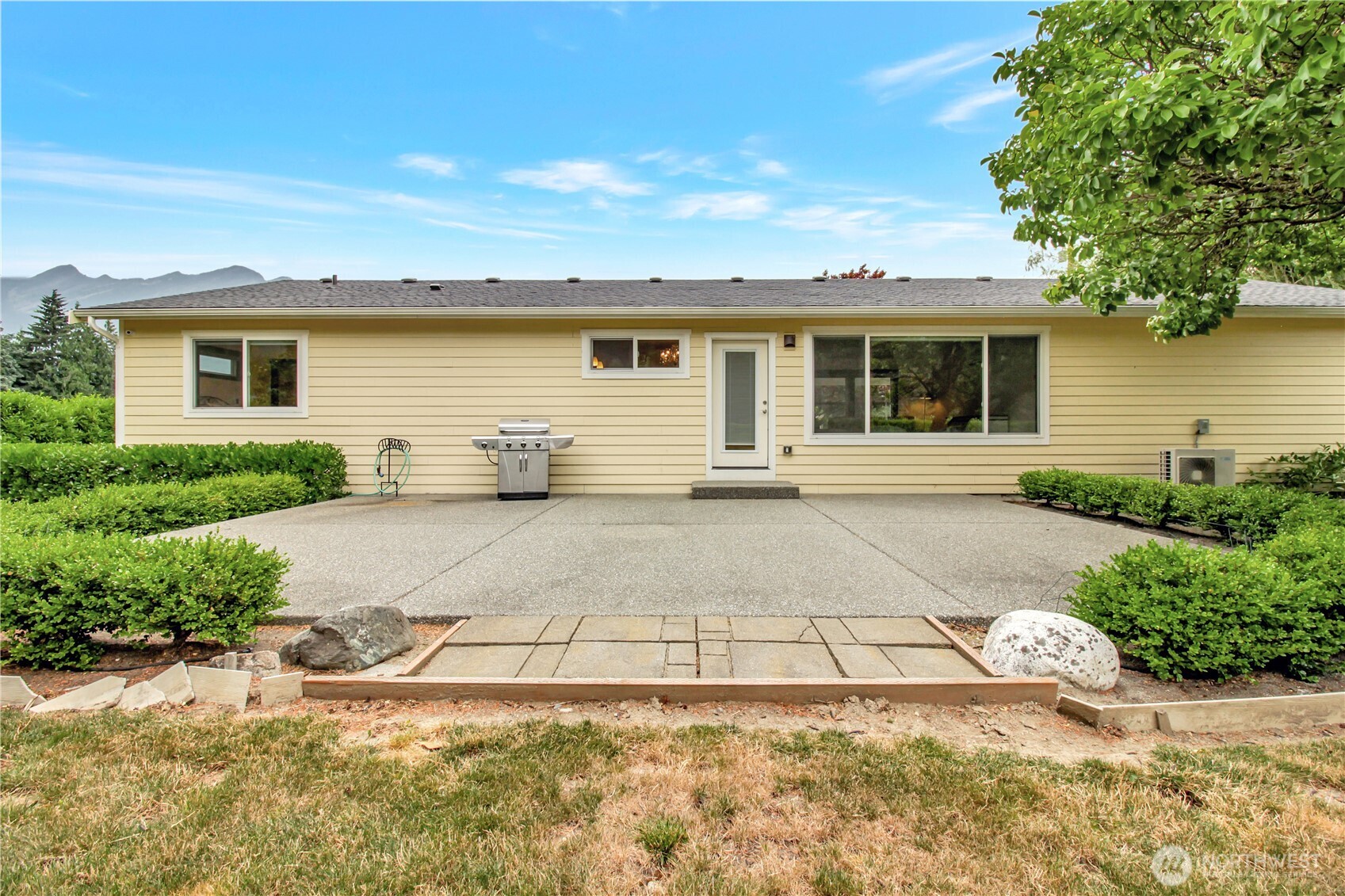 38324 State Route 530 NE, Arlington, WA 98223