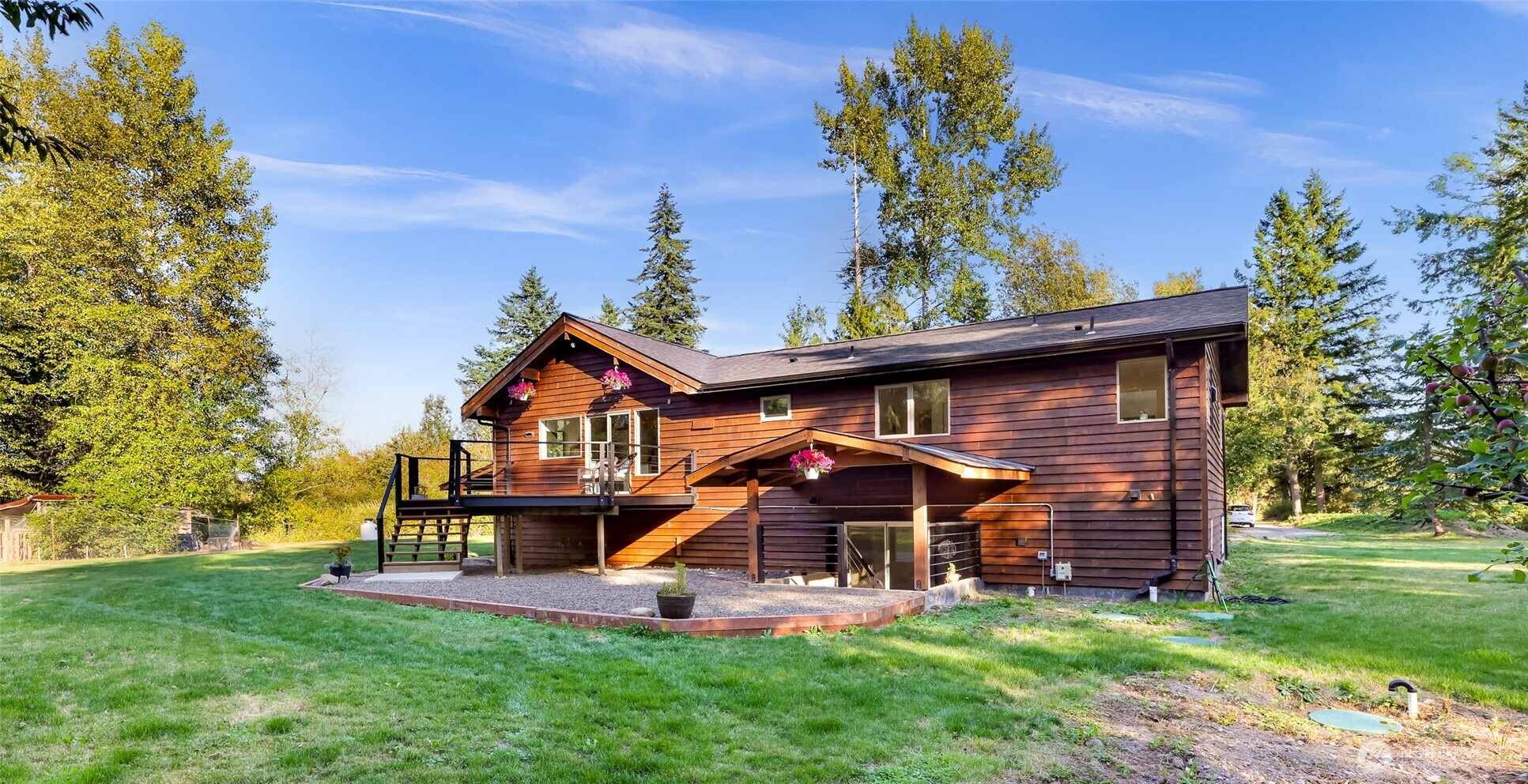 4104 Loomis Trail Road , Blaine, WA 98230