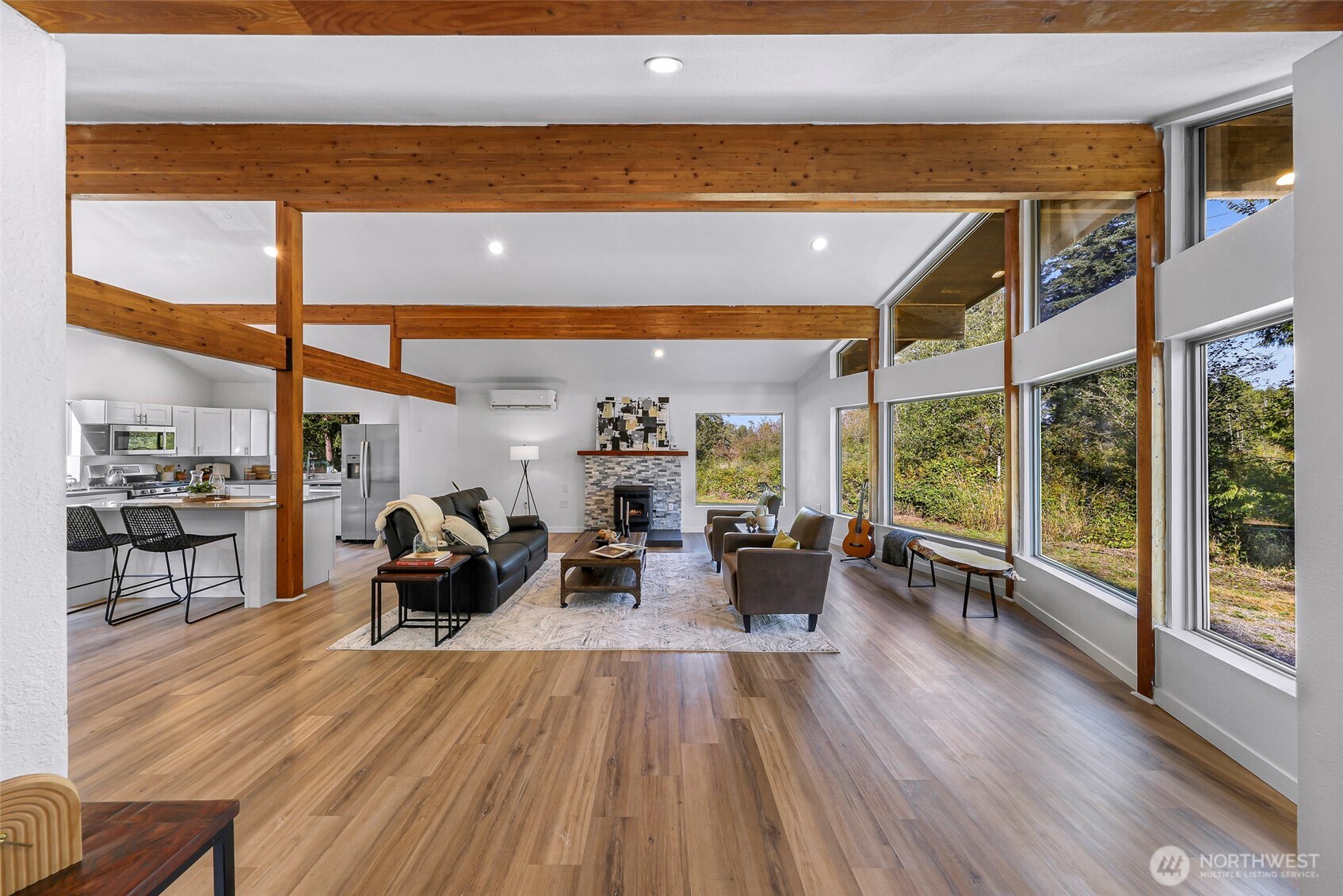 4104 Loomis Trail Road , Blaine, WA 98230