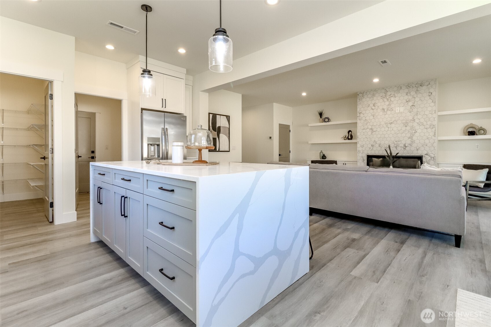 124 S 108th Place , Seattle, WA 98168