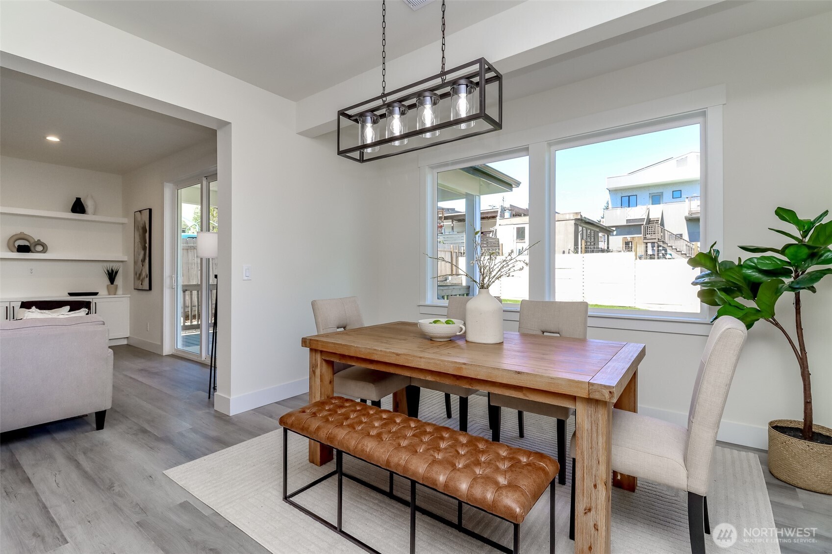 124 S 108th Place , Seattle, WA 98168