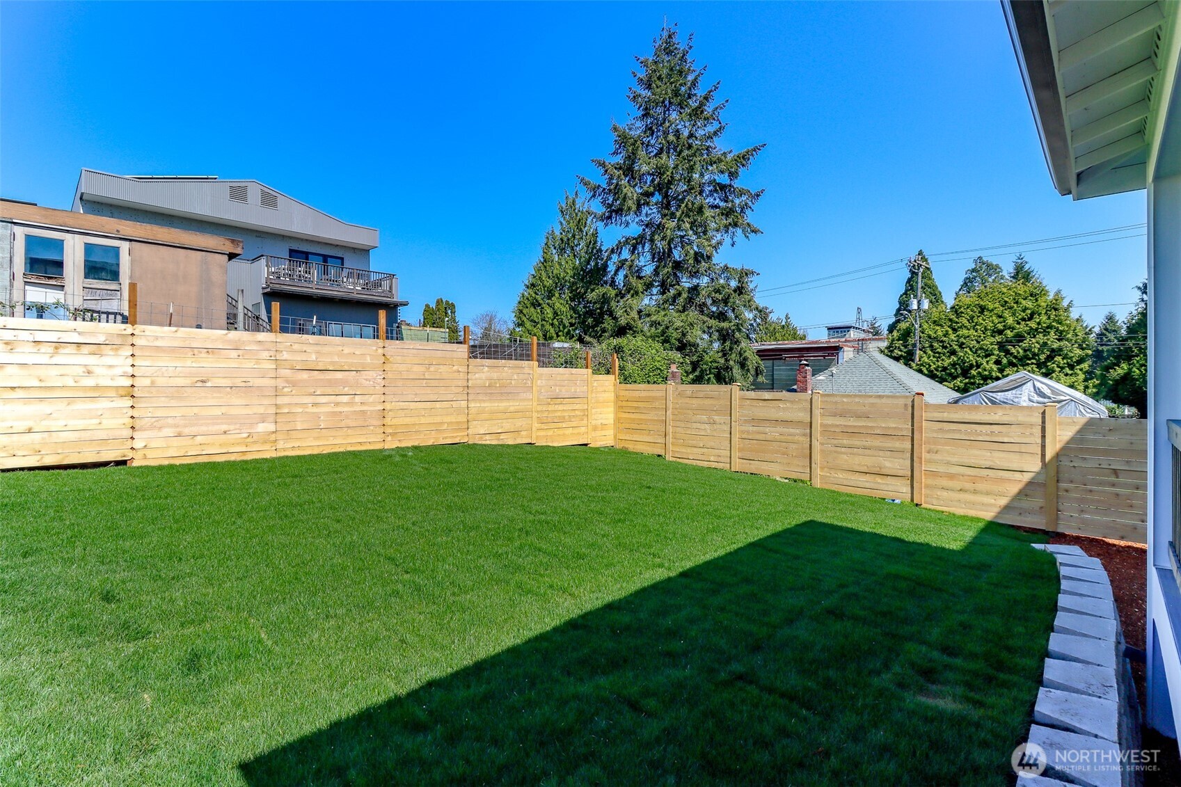 124 S 108th Place , Seattle, WA 98168