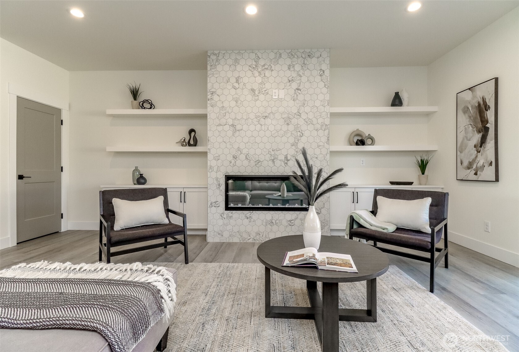 124 S 108th Place , Seattle, WA 98168