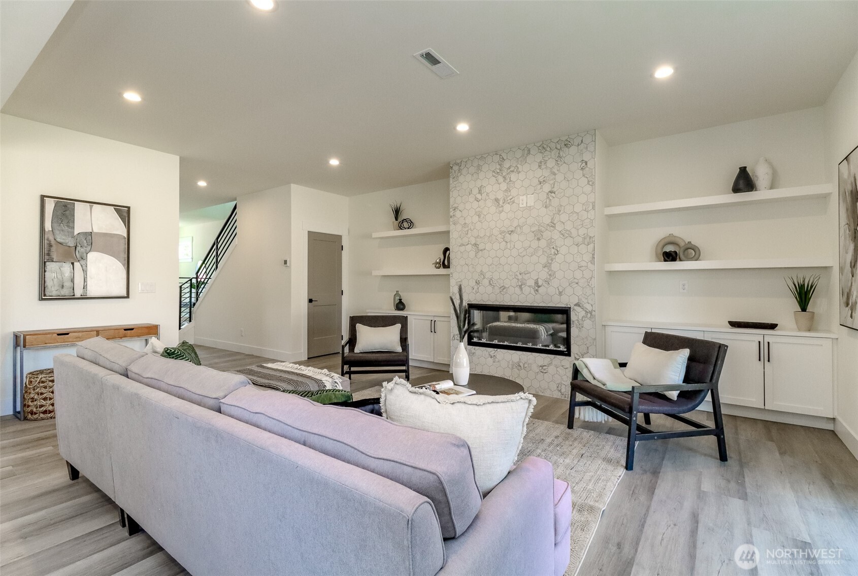 124 S 108th Place , Seattle, WA 98168