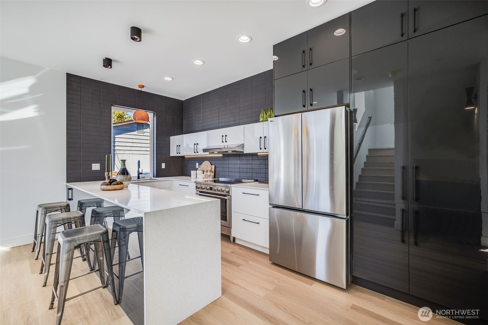 6356 47th Avenue S, Seattle, WA 98118