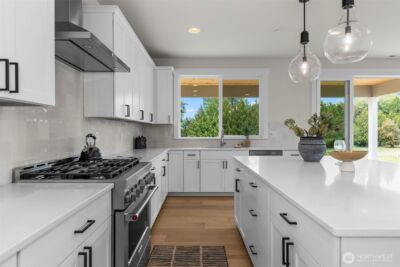 1617 Lockridge Loop E, Enumclaw, WA 98022 - Photo 11