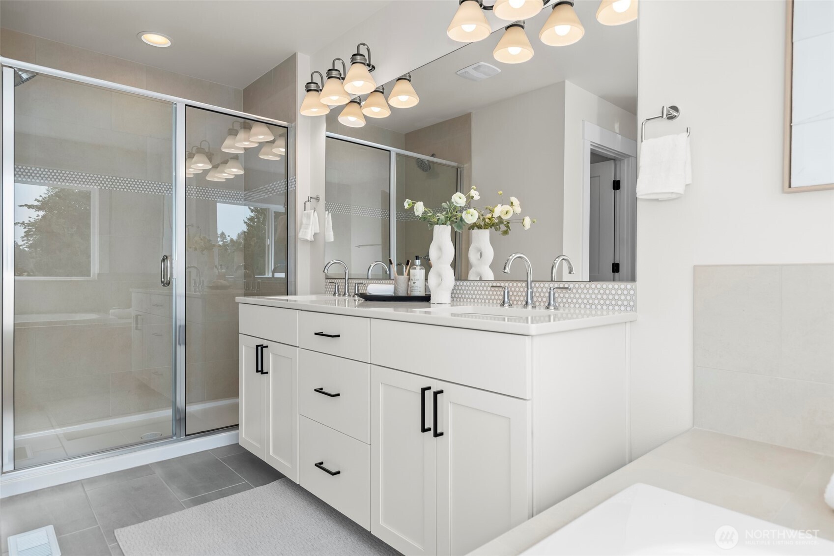 1617 Lockridge Loop E, Enumclaw, WA 98022