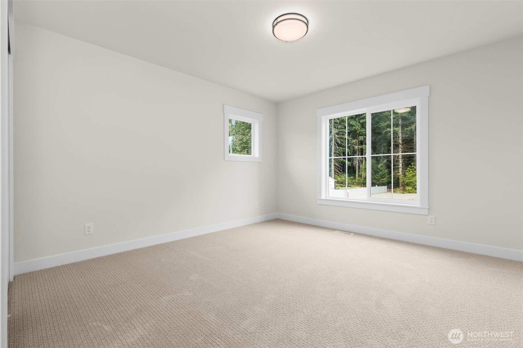 1617 Lockridge Loop E, Enumclaw, WA 98022