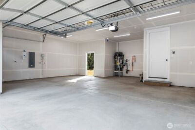 1617 Lockridge Loop E, Enumclaw, WA 98022 - Photo 36