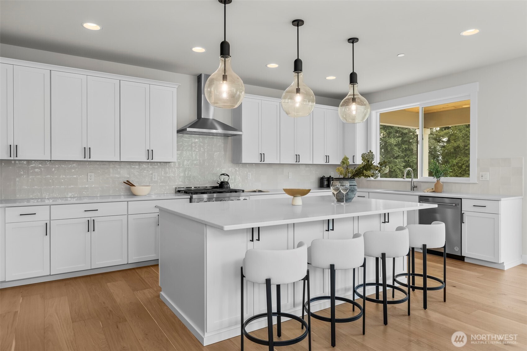 1617 Lockridge Loop E, Enumclaw, WA 98022