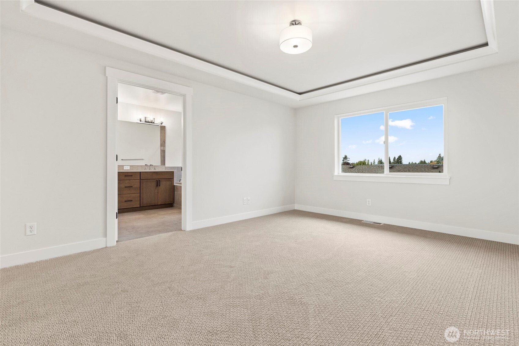 1573 Lockridge Loop E, Enumclaw, WA 98022