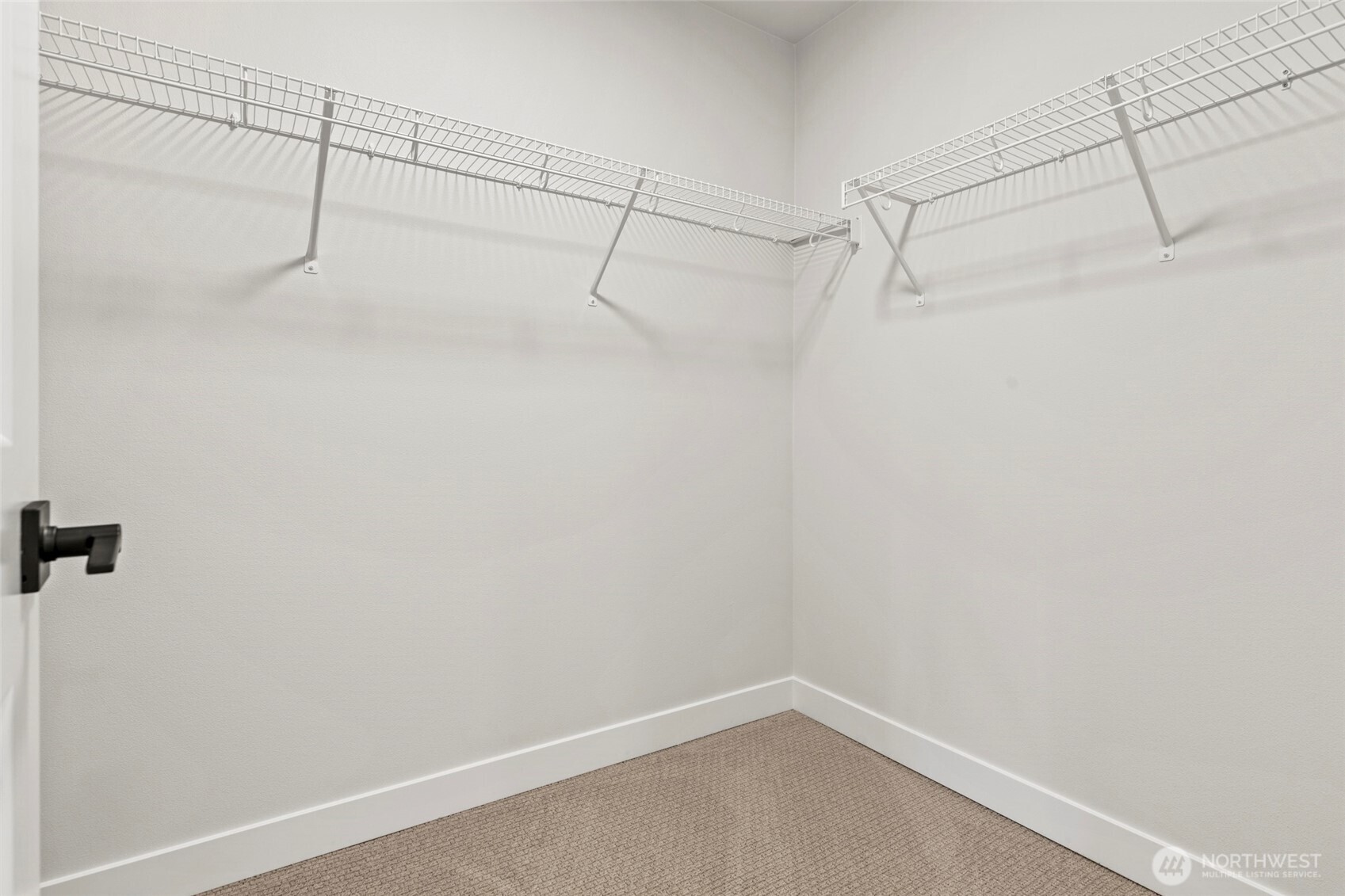 1573 Lockridge Loop E, Enumclaw, WA 98022