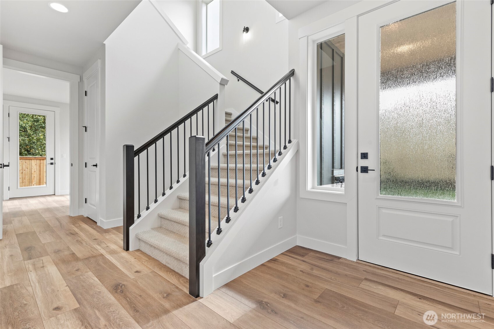 1573 Lockridge Loop E, Enumclaw, WA 98022