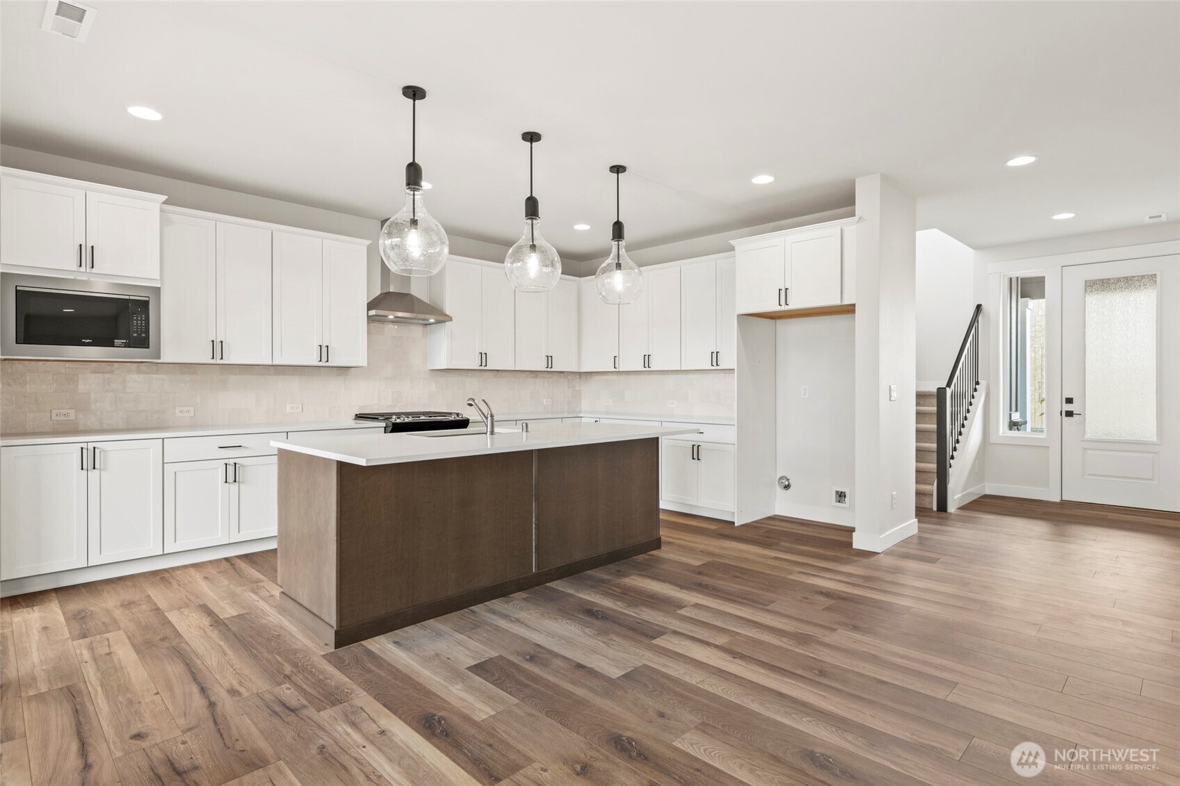 1573 Lockridge Loop E, Enumclaw, WA 98022