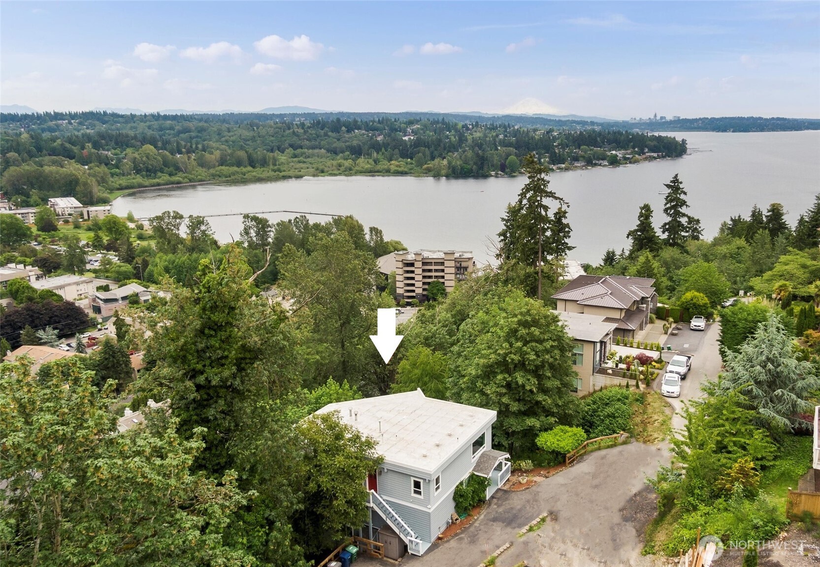 11800 90th Avenue NE, Kirkland, WA 98034