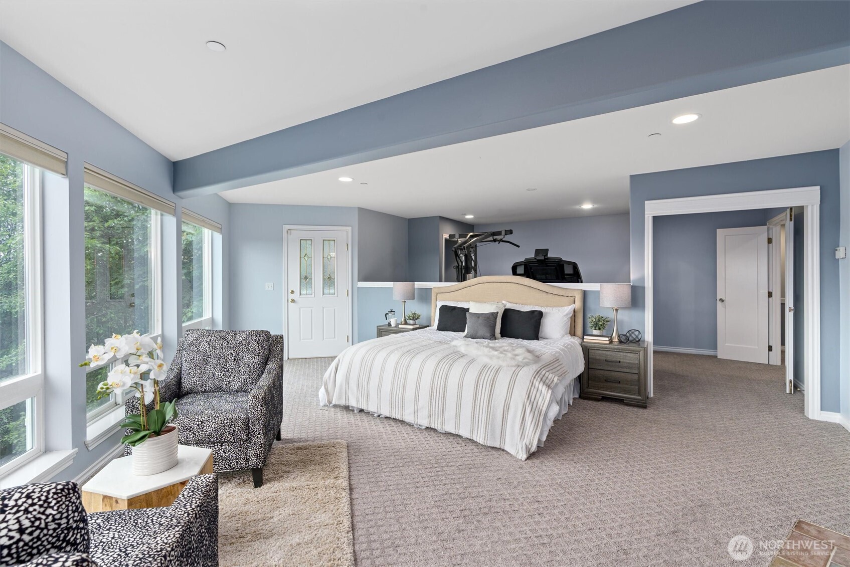 11800 90th Avenue NE, Kirkland, WA 98034