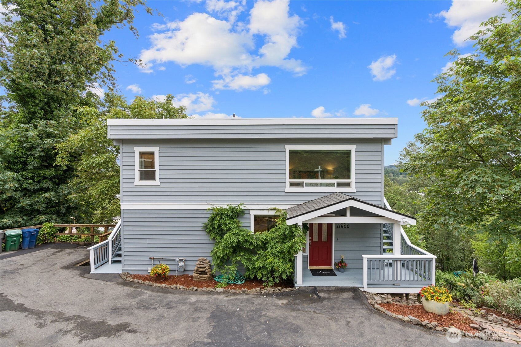 11800 90th Avenue NE, Kirkland, WA 98034