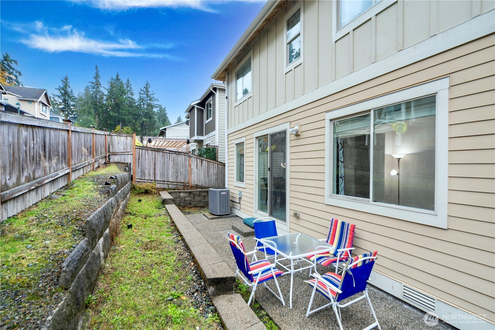 20042 94th Avenue NE, Bothell, WA 98011