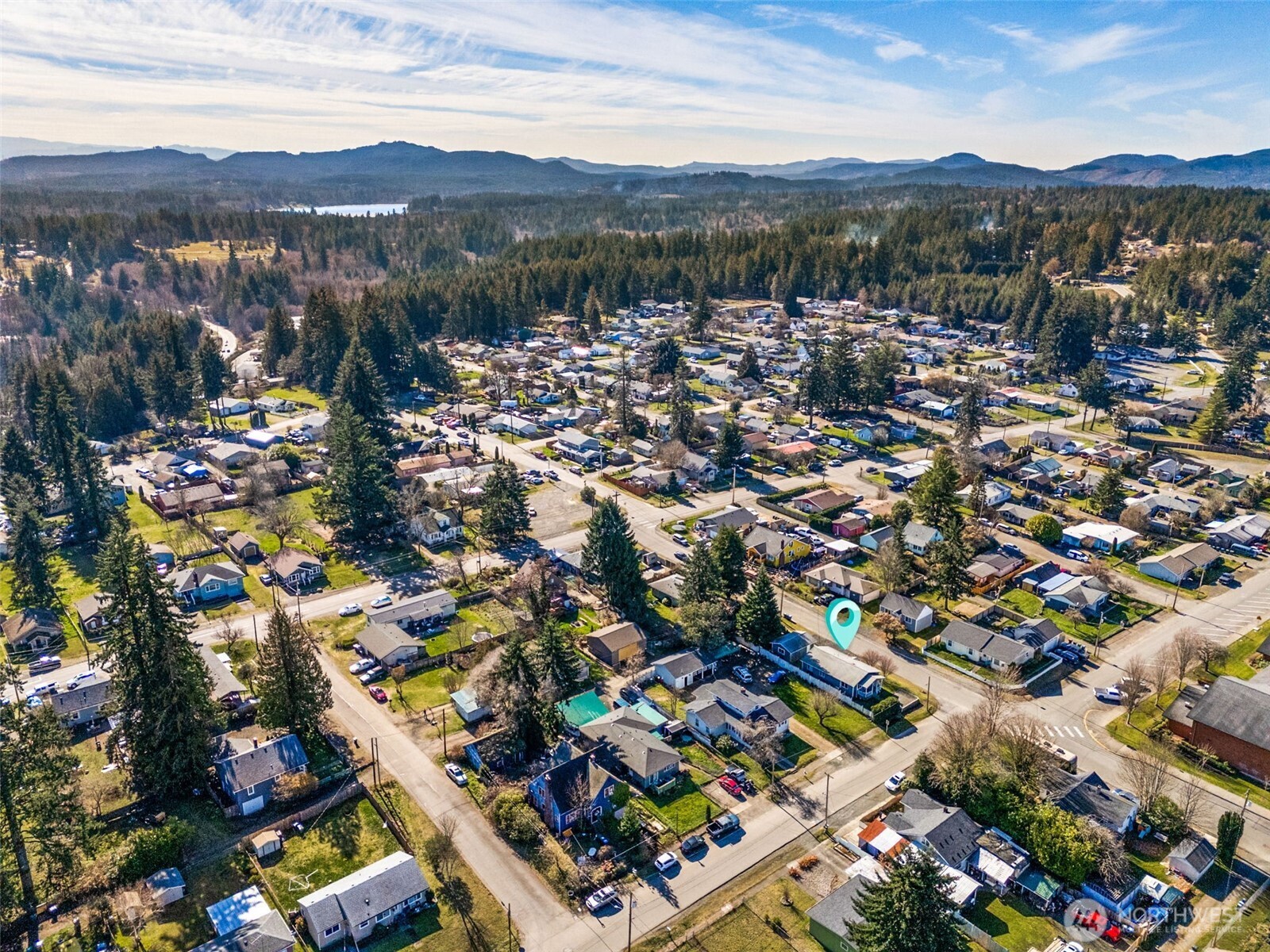 405 E Bellevue Avenue , Shelton, WA 98584