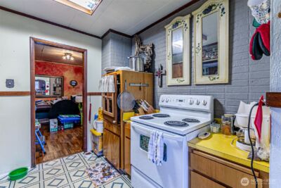 10424 48th Avenue E, Tacoma, WA 98446 - Photo 5