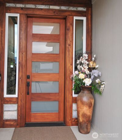 613 S Perry Avenue , East Wenatchee, WA 98802 - Photo 2