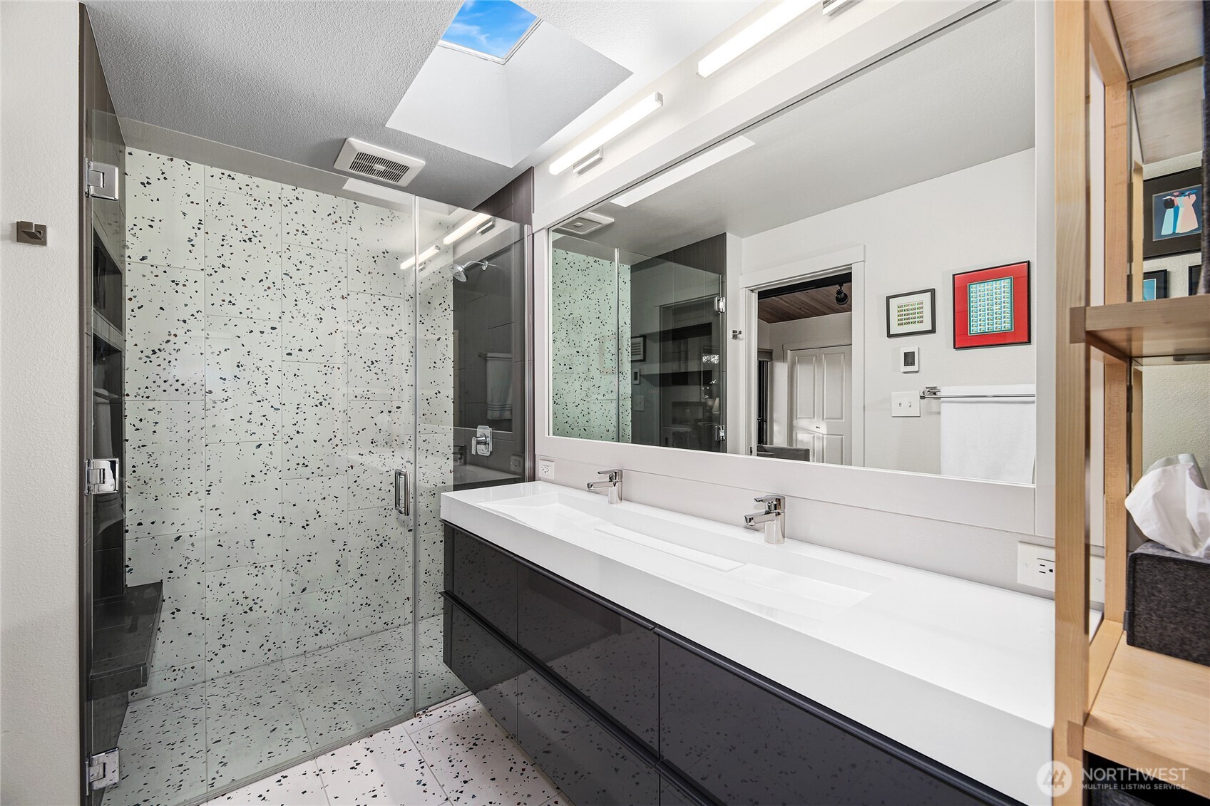 18600 4th Avenue SW, Normandy Park, WA 98166