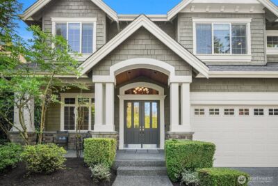 2098 211th Place SE, Sammamish, WA 98075 - Photo 2