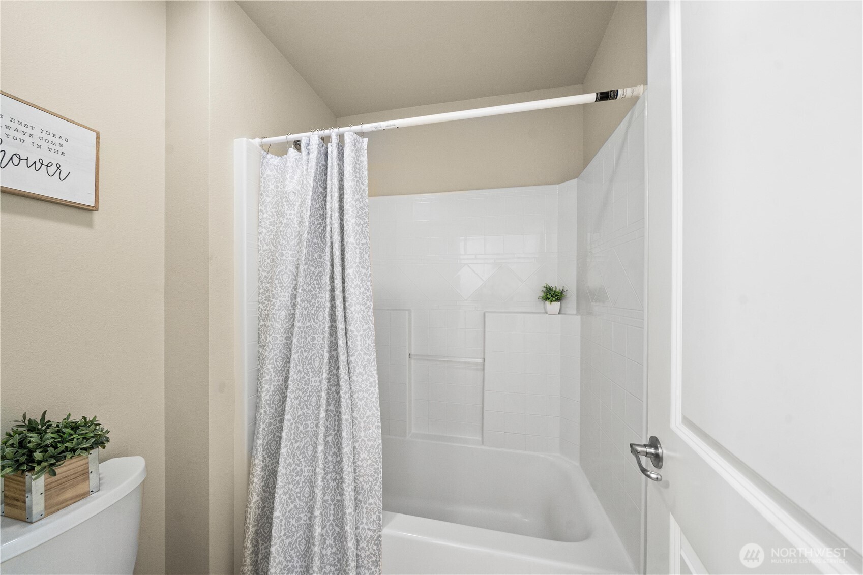 1167 32nd Place NE, Auburn, WA 98002