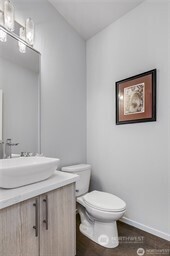 732 26th Avenue S #B, Seattle, WA 98144