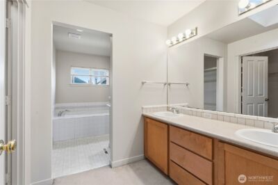 15743 NE 95th Way #53, Redmond, WA 98052 - Photo 16