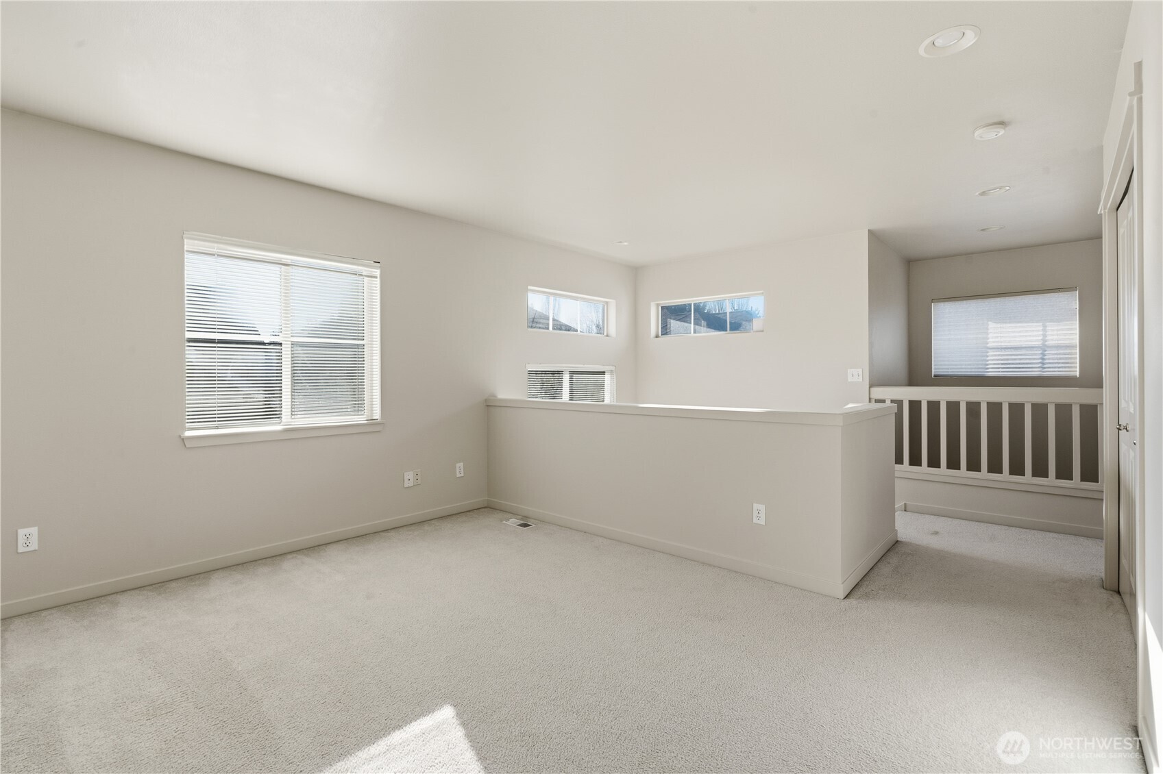 15743 NE 95th Way #53, Redmond, WA 98052