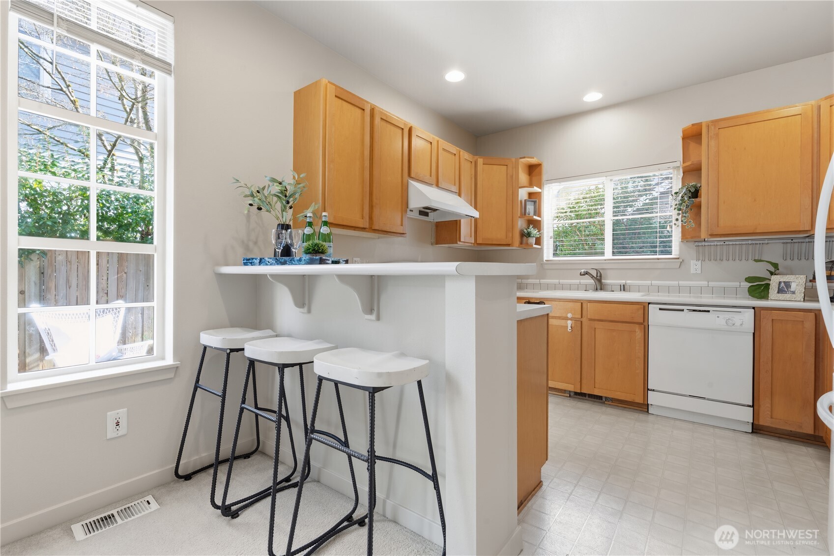 15743 NE 95th Way #53, Redmond, WA 98052