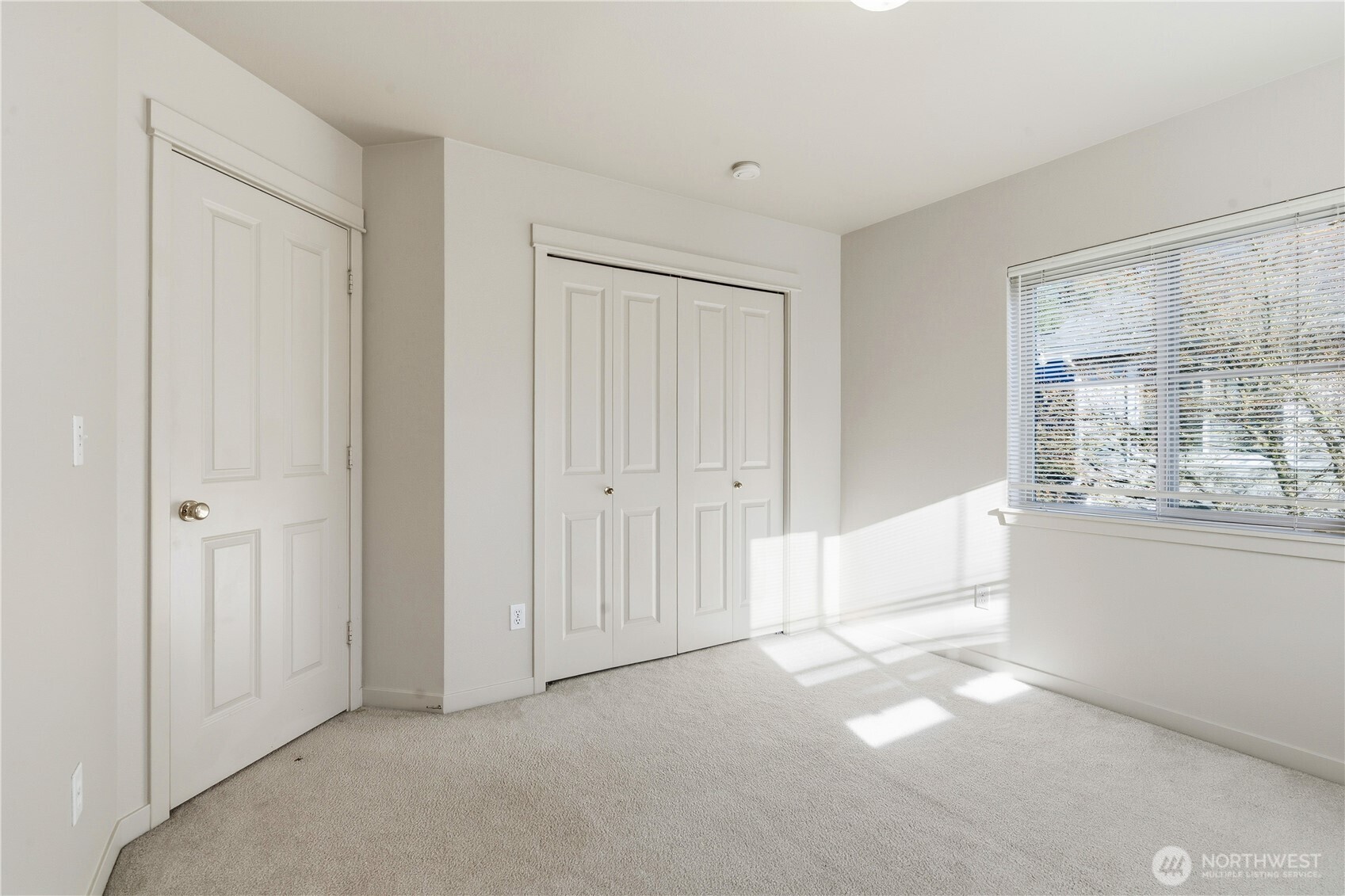 15743 NE 95th Way #53, Redmond, WA 98052