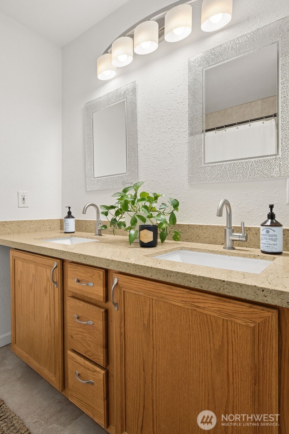 1511 S 40th Street , Tacoma, WA 98418