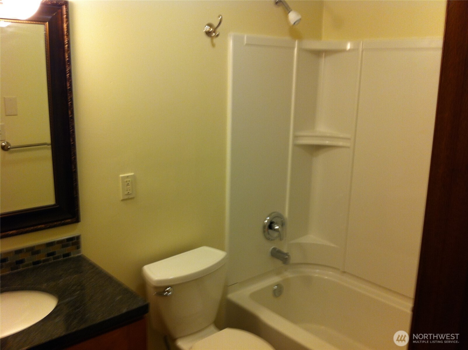 6519 4th Avenue NE, Seattle, WA 98115