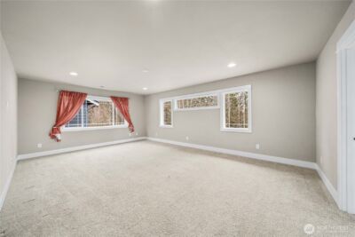 13813 187th Avenue Ct E, Bonney Lake, WA 98391 - Photo 31