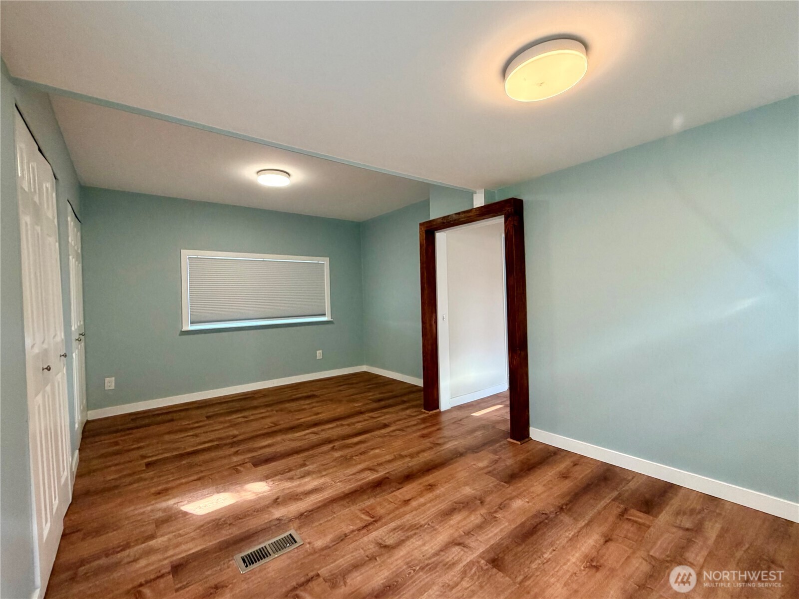 18501 52nd Avenue #6, Lynnwood, WA 98037