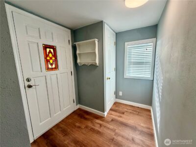 18501 52nd Avenue #6, Lynnwood, WA 98037 - Photo 3