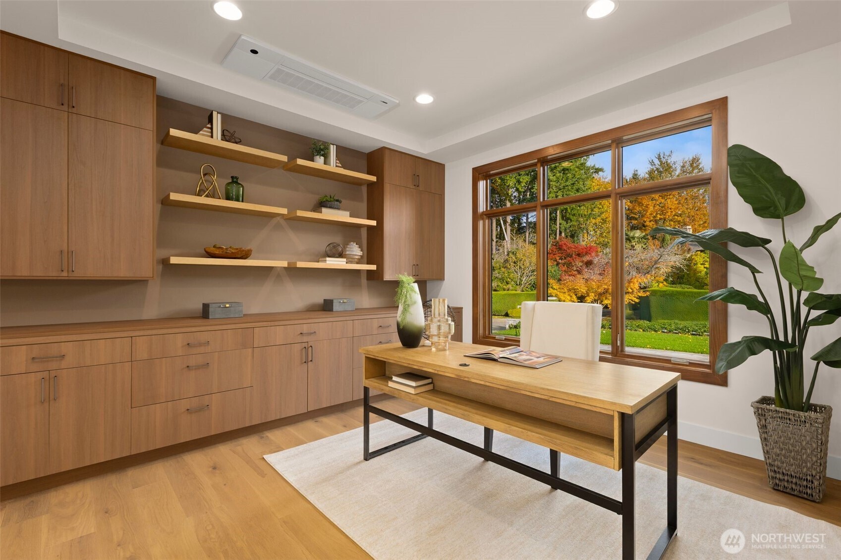 105 Windsor Drive SE, Sammamish, WA 98074